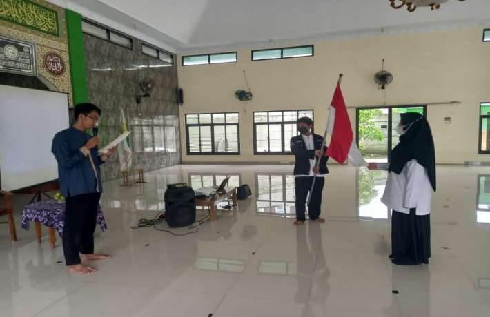 Pelantikan dan Musyawarah Kerja (Musyker) OSIS Angkatan 5 Berjalan Khidmat
